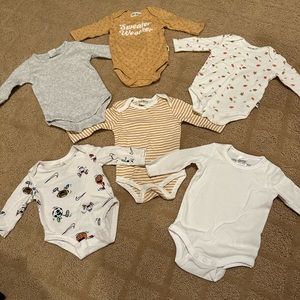 Baby long sleeve onesies